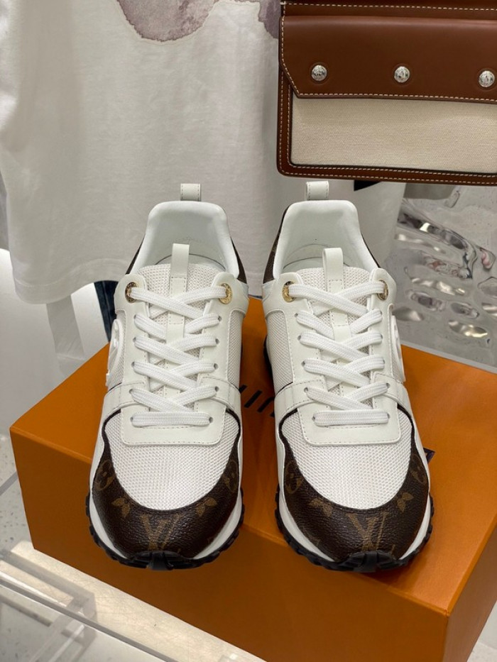lou1su1tt Run Away Sneaker