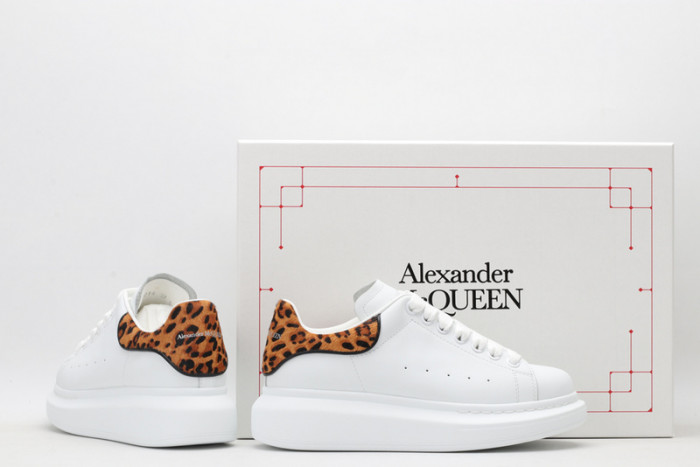 MQ Sneakers