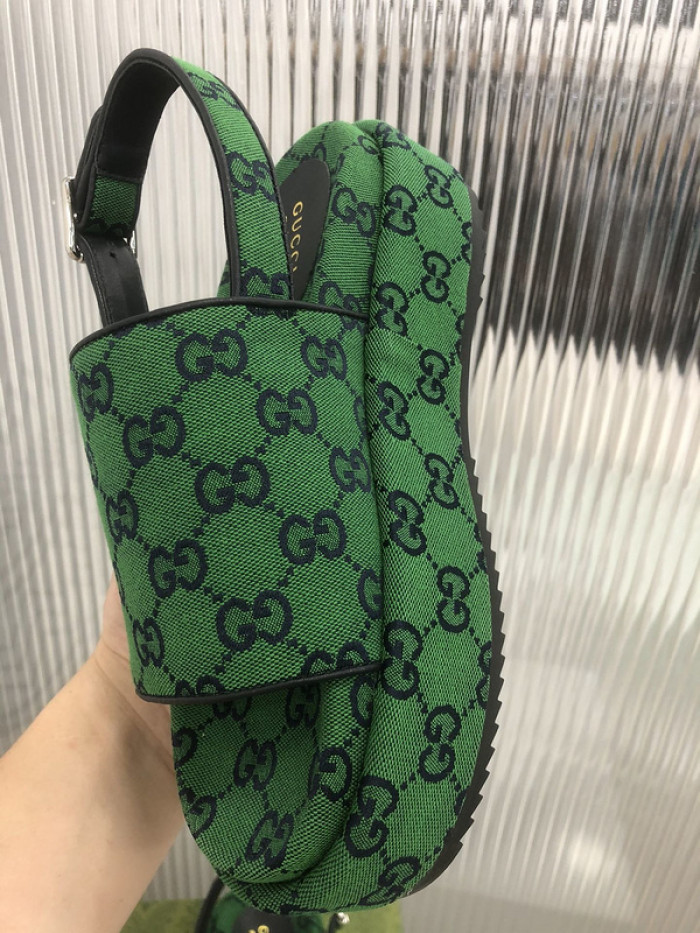 Gu66 SLIPPERS