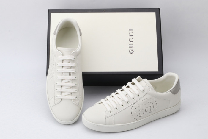 Gu66 Ace Embroidered Low-Top Sneaker