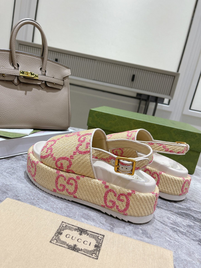 Gu66 SLIPPERS
