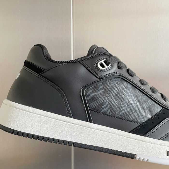 D10R B27 Sneaker