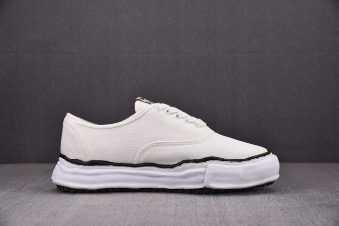 MAISON MIHARA YASUHIRO SNEAKER