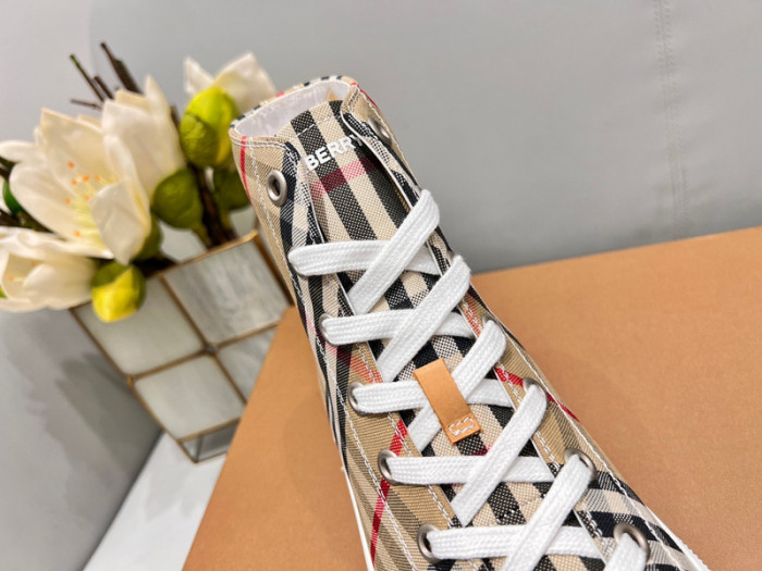 BUR SNEAKER