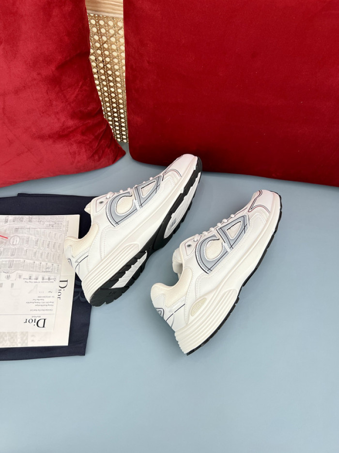 D10R B30 SNEAKER