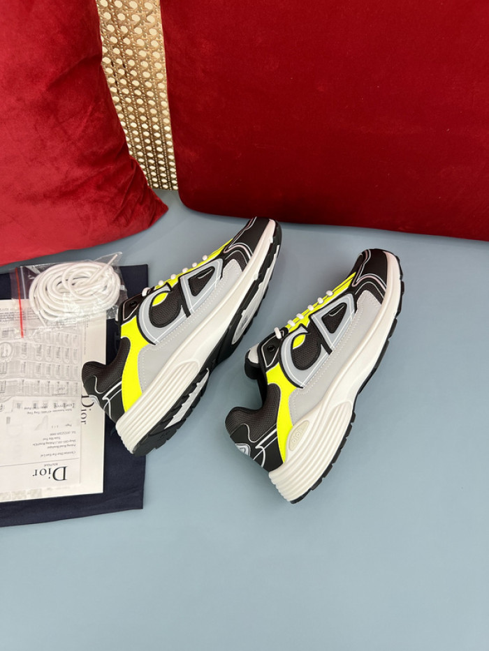 D10R B30 SNEAKER