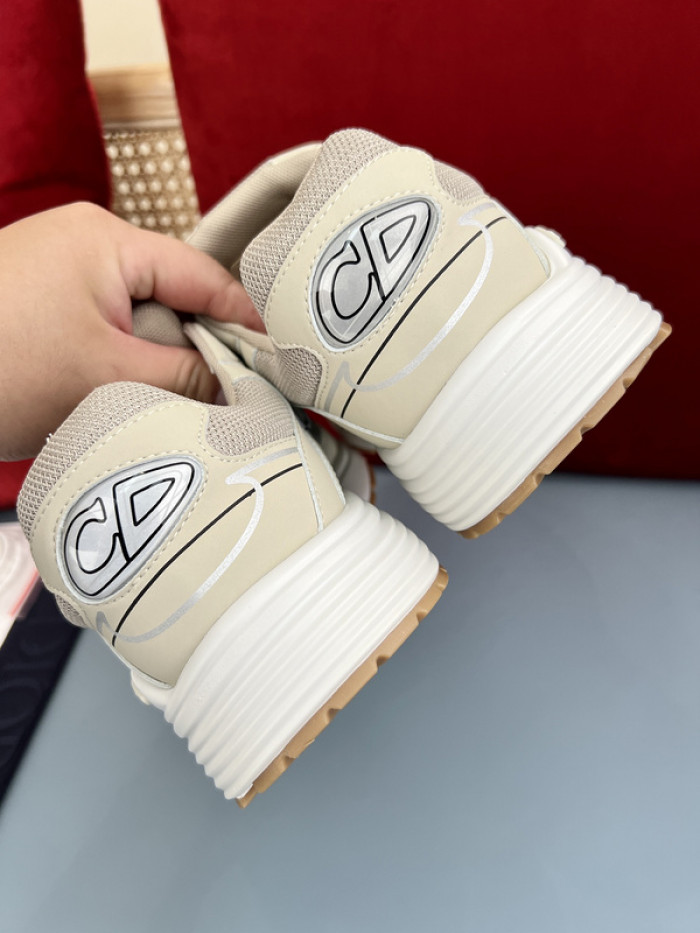 D10R B30 SNEAKER