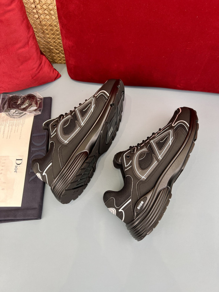 D10R B30 SNEAKER