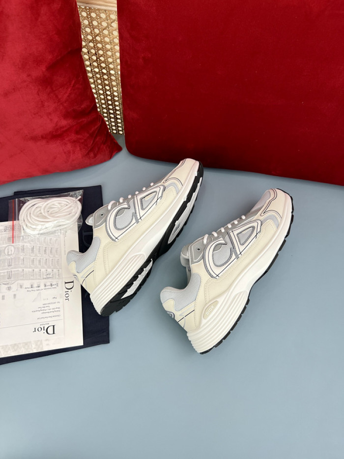 D10R B30 SNEAKER