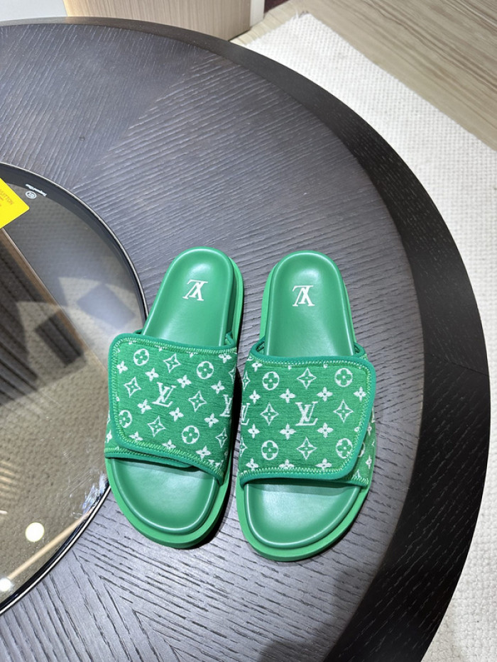 Lou1su1tt slides