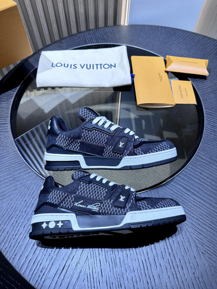 Lou1su1tt Skate Sneaker