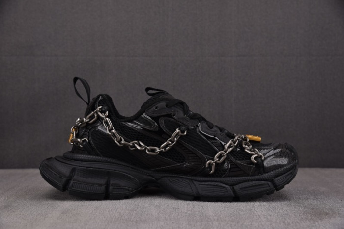 BLCG 3XL SNEAKER 825623 W3XPL 1882