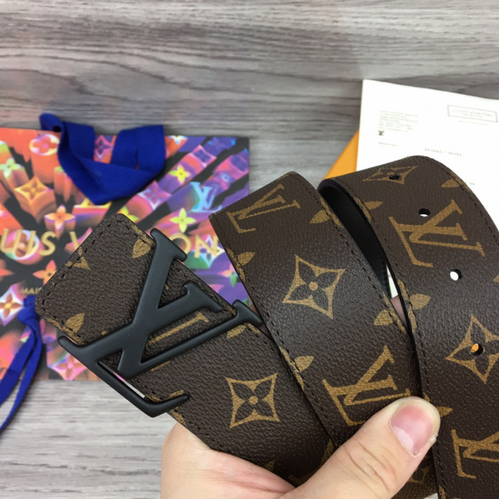 Lou1su1tt BELT