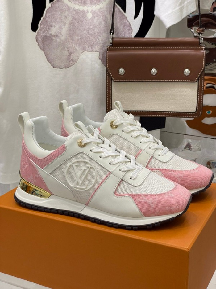 lou1su1tt Run Away Sneaker