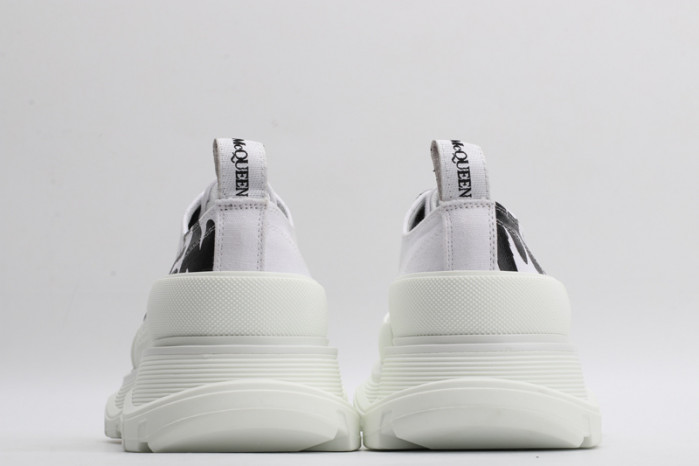 MQ Sneakers