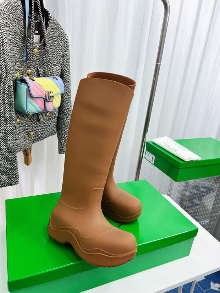 bo*te*ga Ve*ne*ta boots