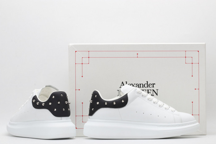 MQ Sneakers