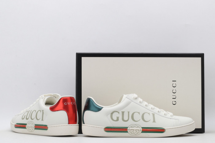 Gu66 Ace Embroidered Low-Top Sneaker