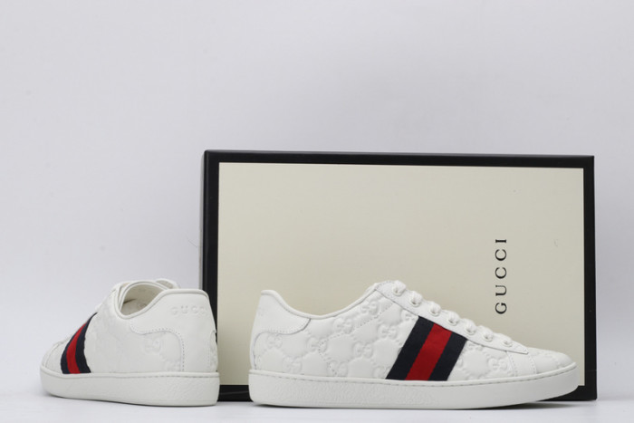 Gu66 Ace Embroidered Low-Top Sneaker