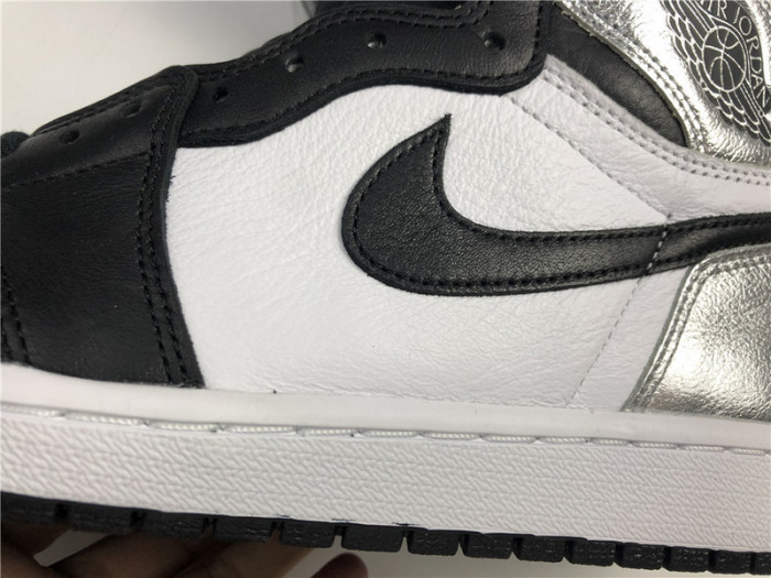 Air Jordan 1 High OG WMNS “Silver Toe” CD0461-001