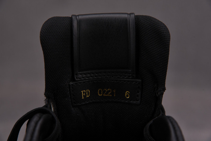 D00G7 Lou1su1tt SNEAKER LOW
