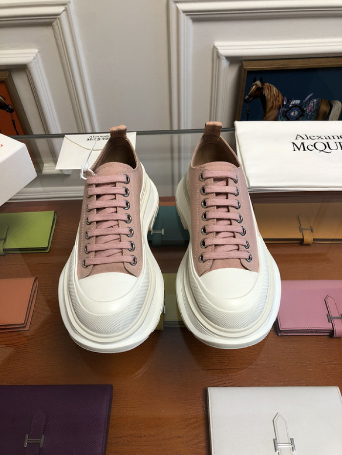 MQ Sneakers