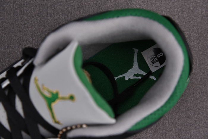Air Jordan 3 Pine Green CT8532-030
