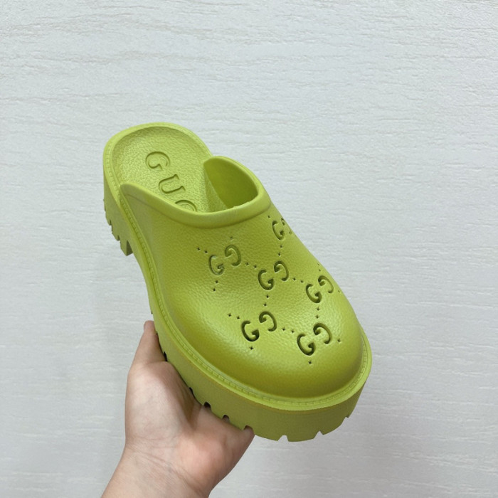 Gu66 SLIPPERS