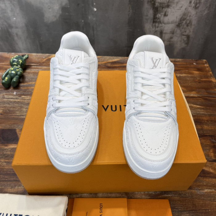 D00G7 Lou1su1tt SNEAKER LOW