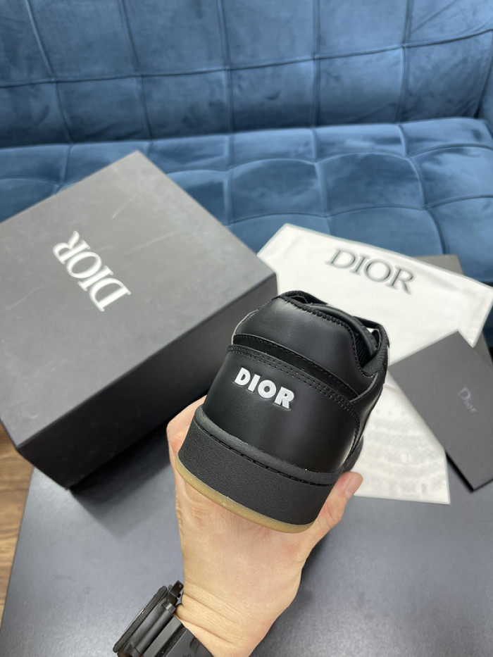 D10R B27 Sneaker
