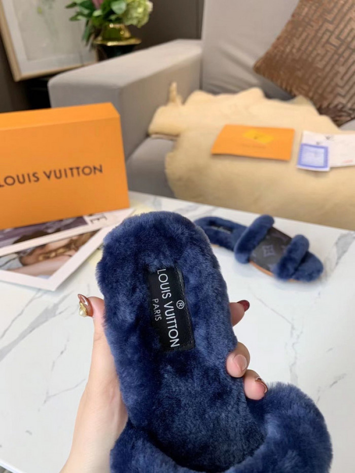 Lou1su1tt slides