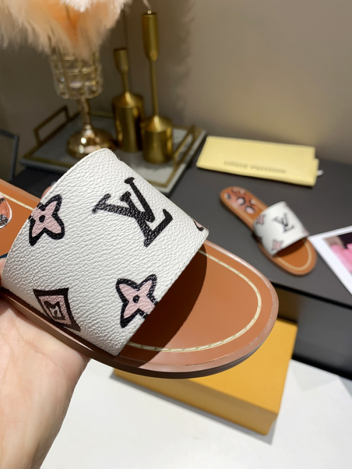 Lou1su1tt slides