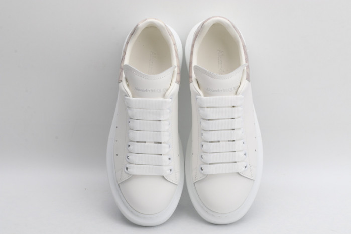 MQ Sneakers