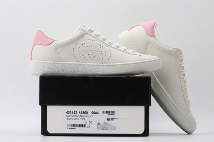 Gu66 Ace Embroidered Low-Top Sneaker