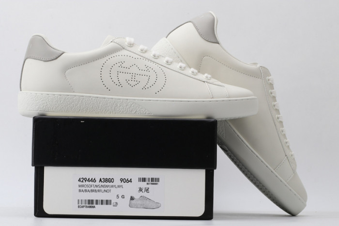 Gu66 Ace Embroidered Low-Top Sneaker