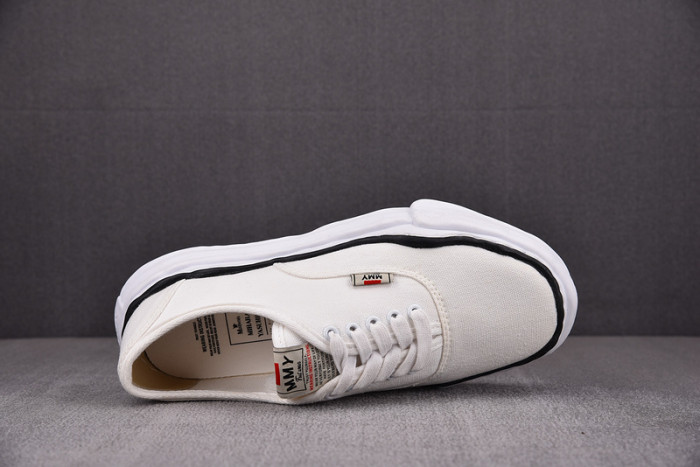 MAISON MIHARA YASUHIRO SNEAKER