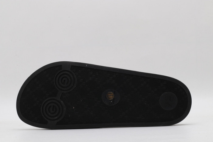 Gu66 SLIPPERS