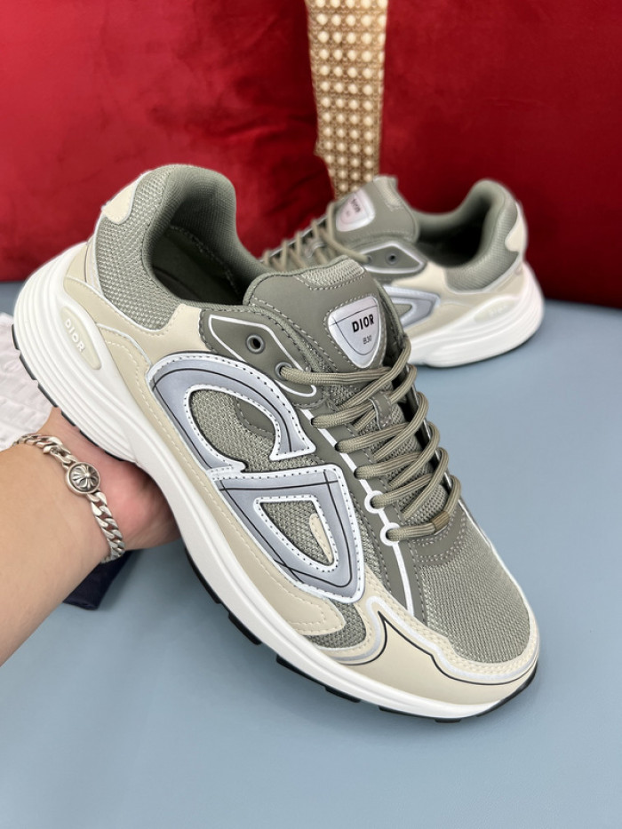 D10R B30 SNEAKER