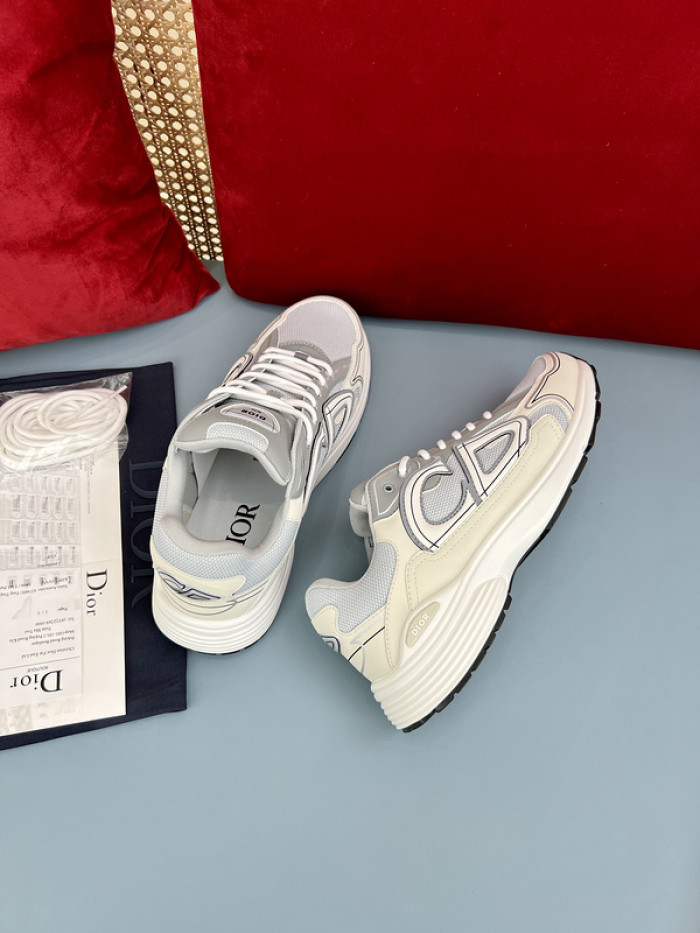 D10R B30 SNEAKER