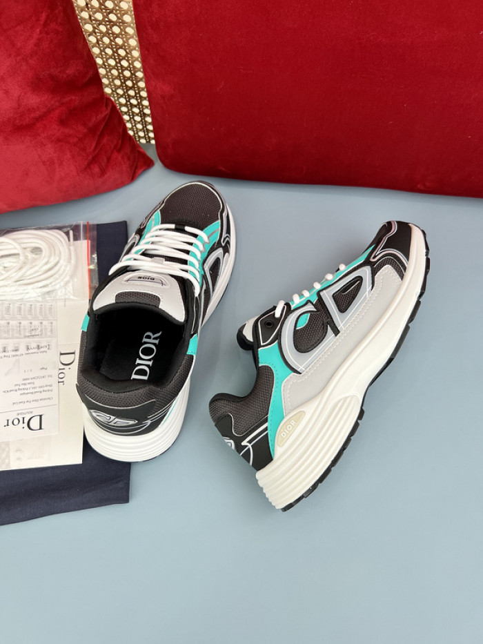 D10R B30 SNEAKER