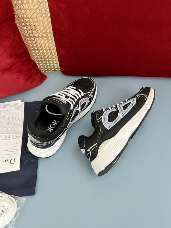 D10R B30 SNEAKER