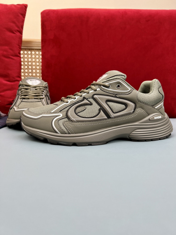 D10R B30 SNEAKER