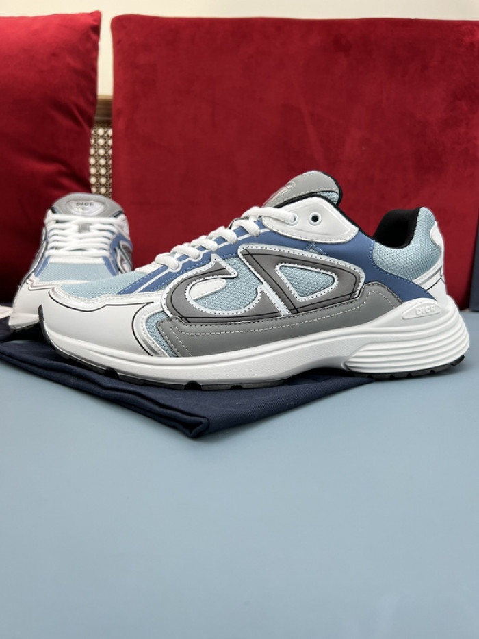 D10R B30 SNEAKER