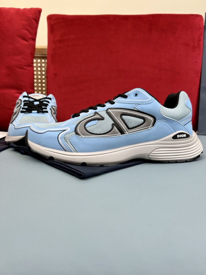 D10R B30 SNEAKER
