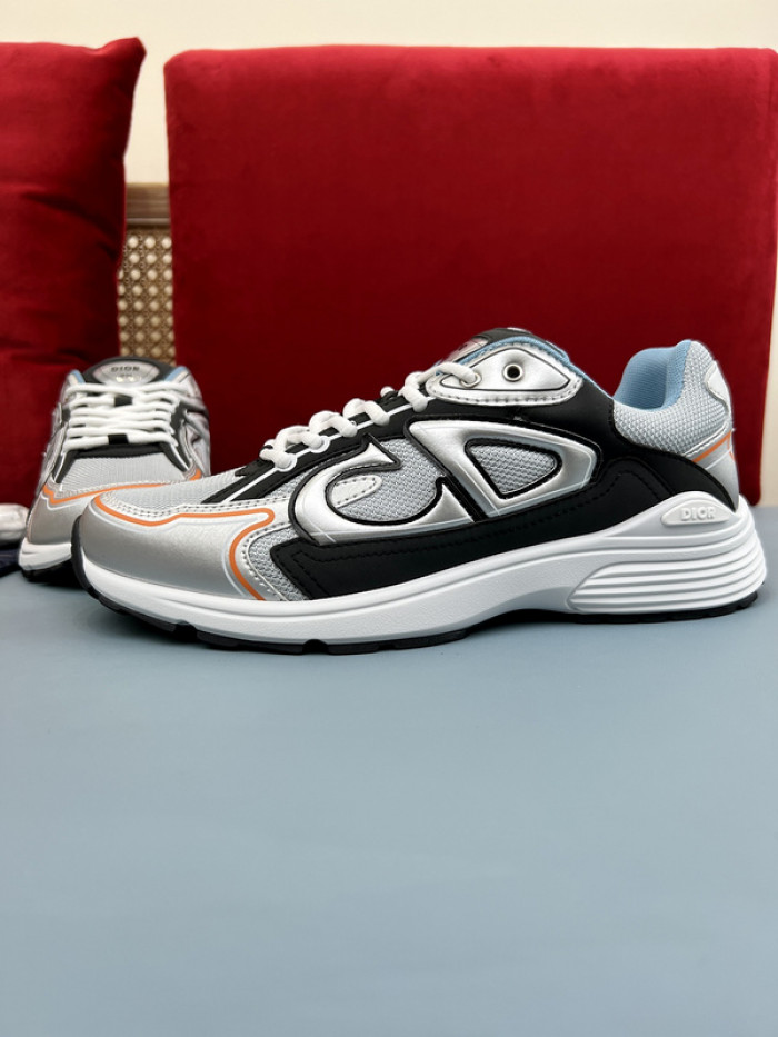 D10R B30 SNEAKER