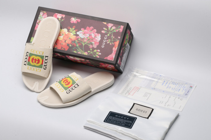 Gu66 SLIPPERS
