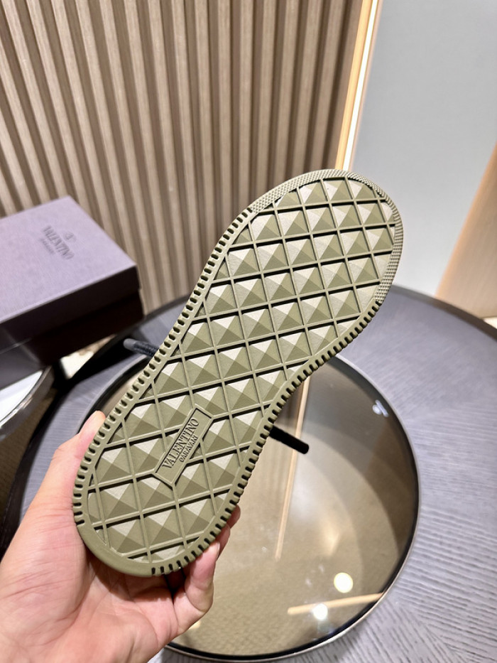 Valnetin0 One Stud Low-Top