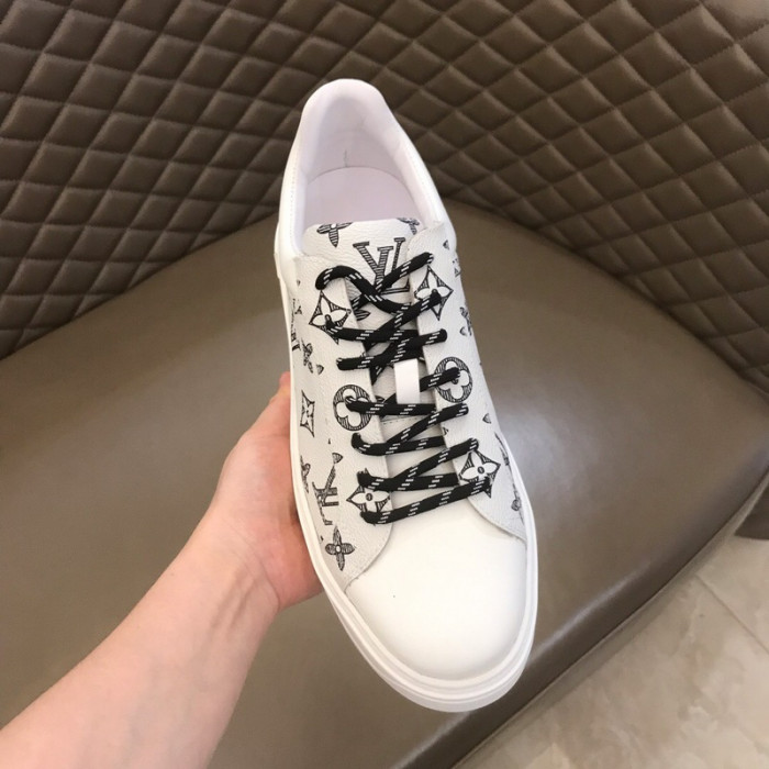 lou1su1tt BEVERLY HILLS SNEAKER