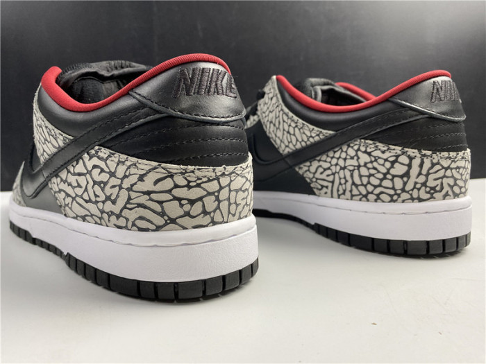 nike dunk sb low S*p*e black cement (2002) 304292-131
