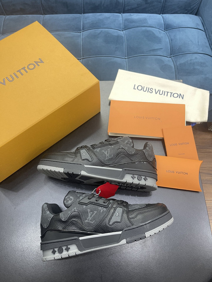 D00G7 Lou1su1tt SNEAKER LOW